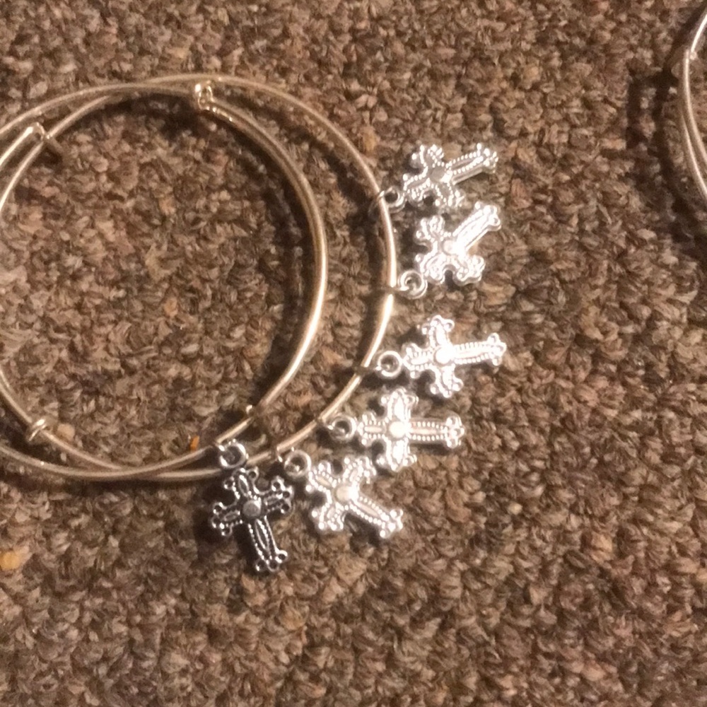 Bracelets - Picture 3 of 4